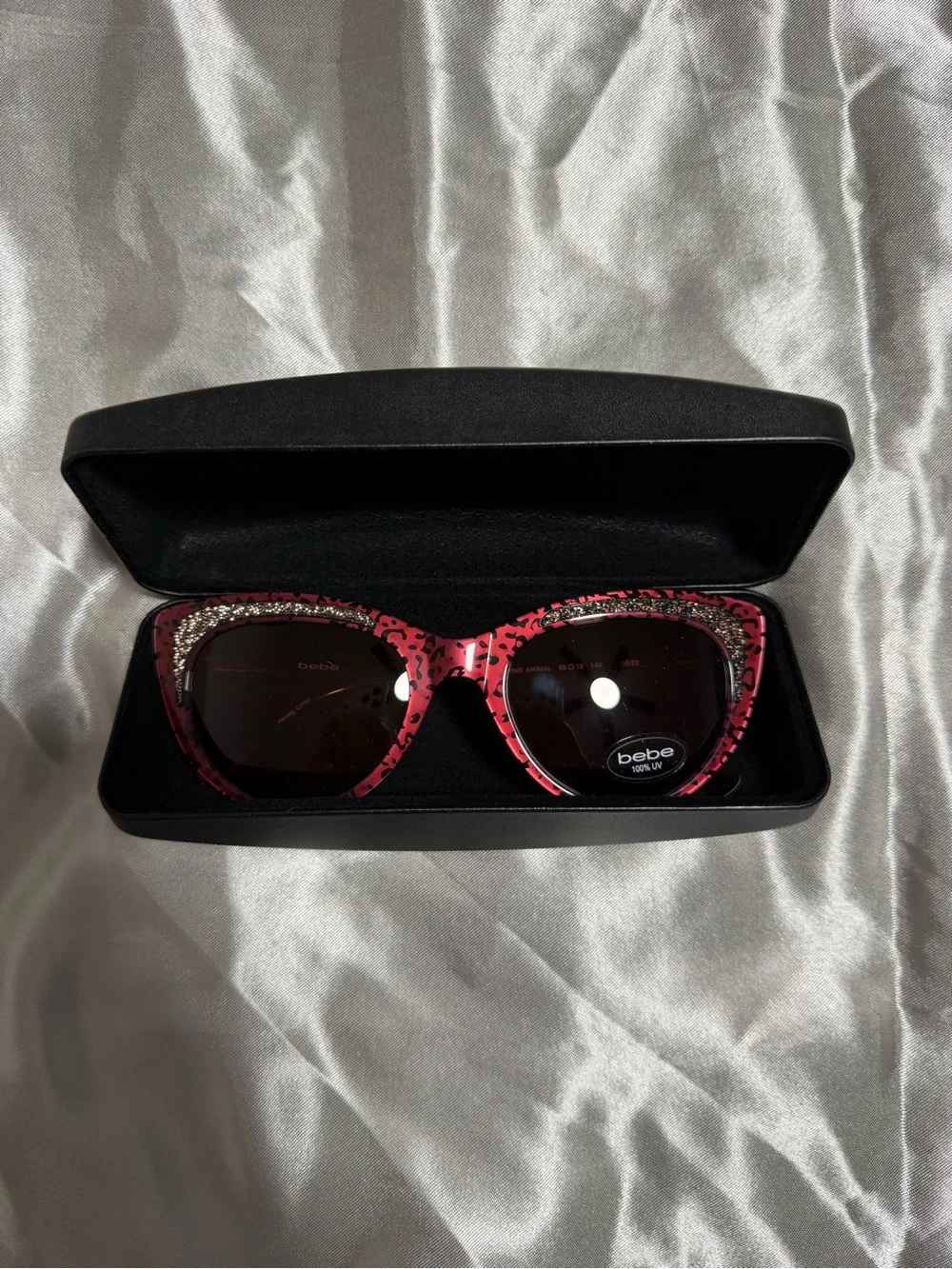 Bebe Womens Rhinestone Cat Eye Sunglasses Pink Leopard Animal Print Y2K And Case